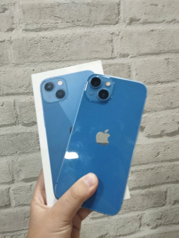 Iphone 13 blue Iphone 13 blue