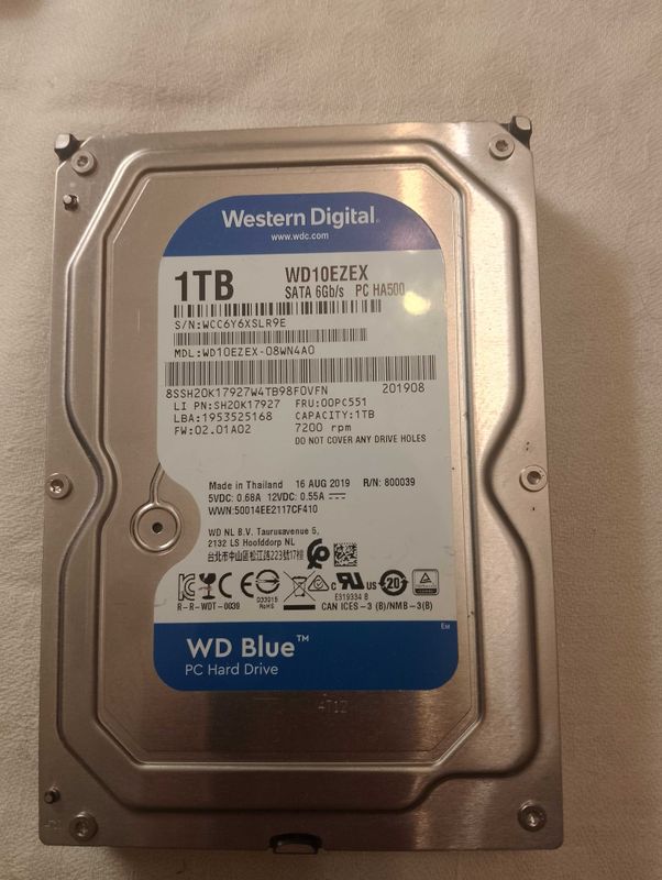 Жесткий диск Western Digital 1TB WD 10EZEX