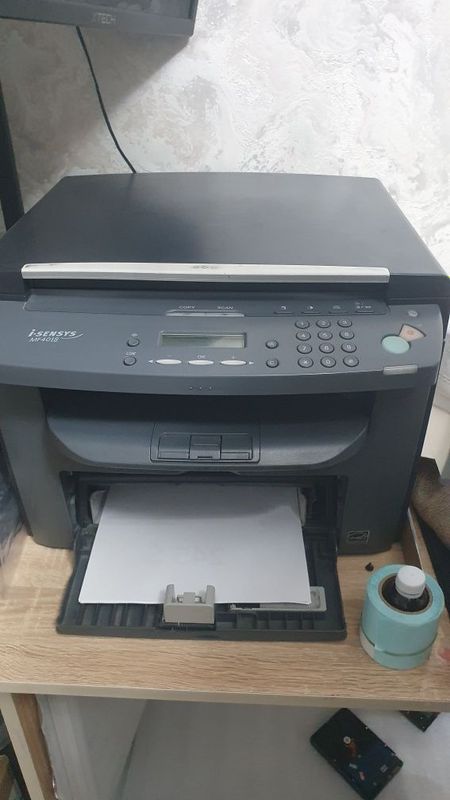 Принтер Canon 3 в 1 работает четко Принтер Canon 3 в 1 работает четко