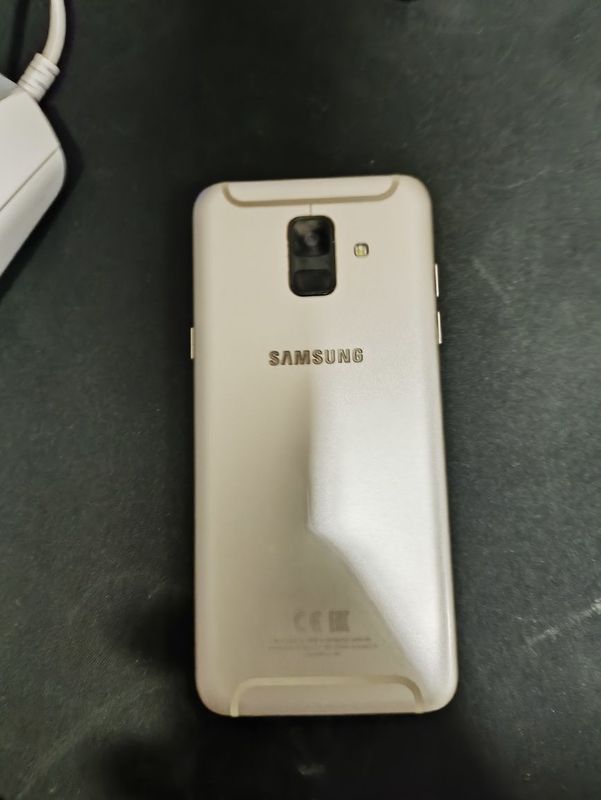 Gaalaxy a6 rabochiy telefon qbqoyishga Gaalaxy a6 rabochiy telefon qbqoyishga