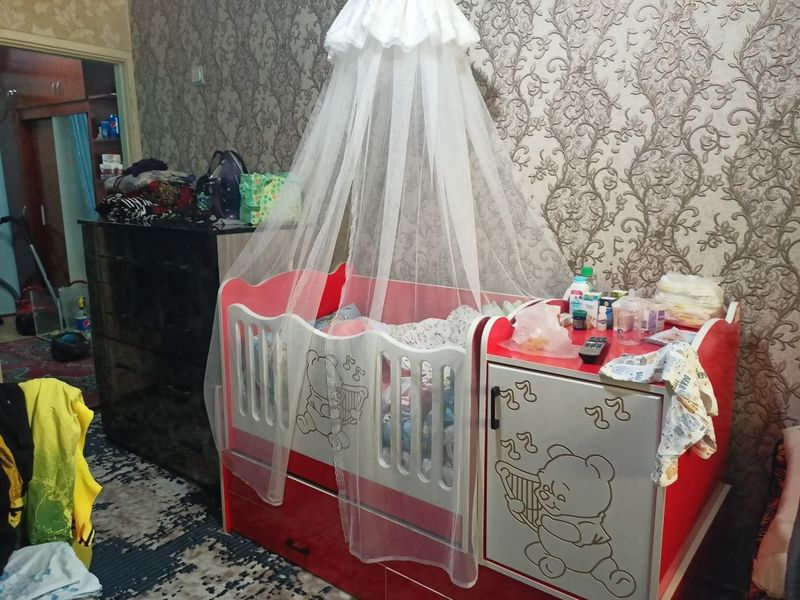 Детская кроватка Детская кроватка