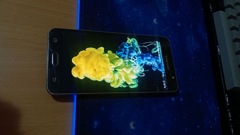 Galaxy J7 б/у