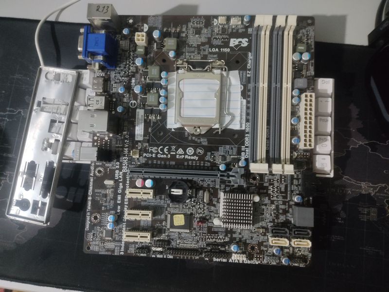 Elite group B85h3 Lga 1150 + 4gb ozu
