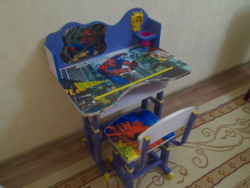 Продаётся парта: Продаётся парта: