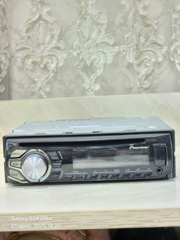 Pioneer DEH-X1650UB Pioneer DEH-X1650UB
