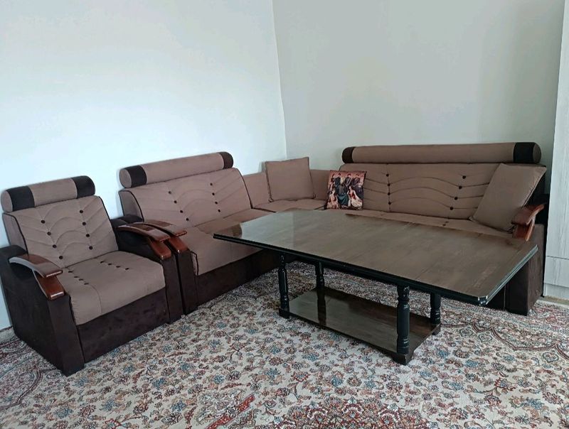 Mebel va Stol sotiladi holati juda zo'r