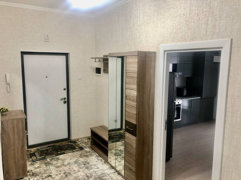 Сдаётся комната русскоязычным девушкам . Сдаётся комната русскоязычным девушкам .