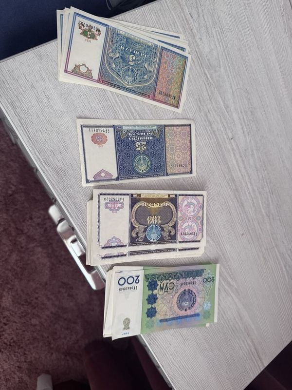 Купюры по 5,25,100,200. Для коллекции
