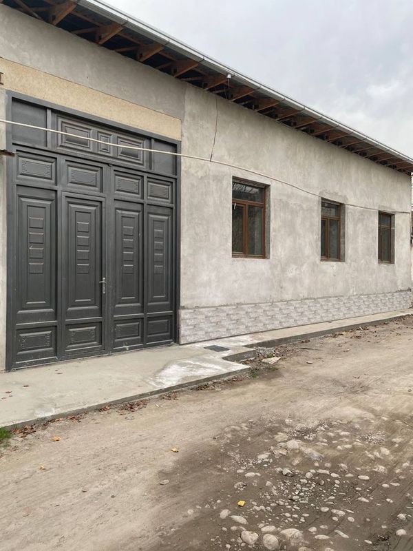Bardankulda 2.5 sotix 5 xonali uy sotiladi