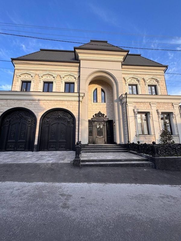 Sotuvda Evro Hovli 6 sotih remont Lunacharskiy Mirzo-Ulugbek Sotuvda Evro Hovli 6 sotih remont Lunacharskiy Mirzo-Ulugbek