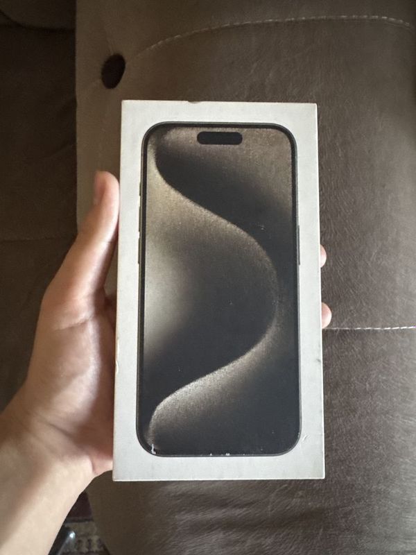 Iphone 15 pro srocno Iphone 15 pro srocno