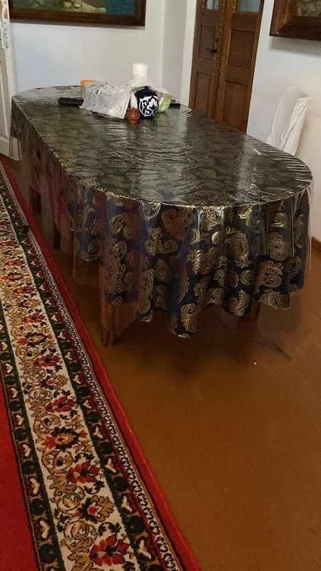 Столы обеденные разные Столы обеденные разные