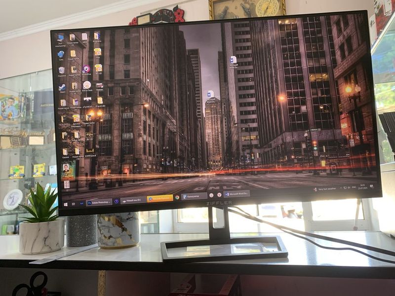 Monitor zifler holati zur aybi yuq. 27. Monitor zifler holati zur aybi yuq. 27.
