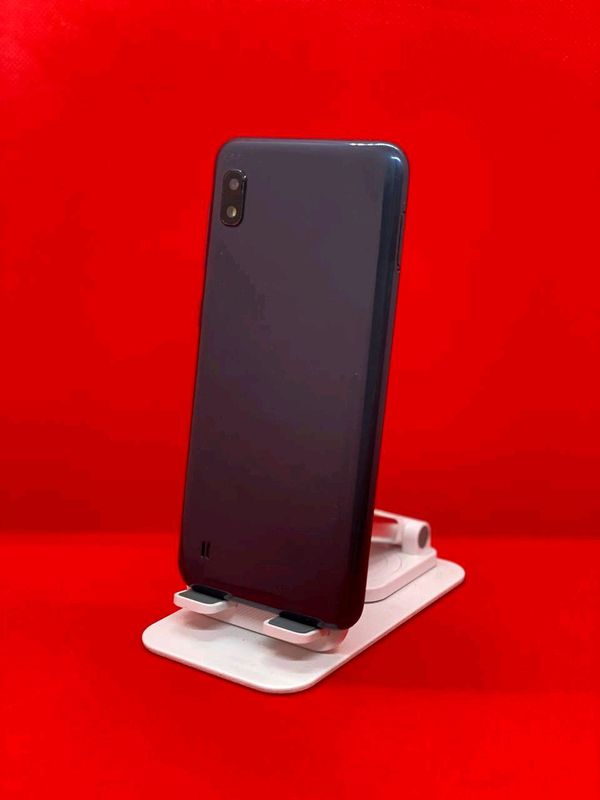 Samsung a10 sotiladi