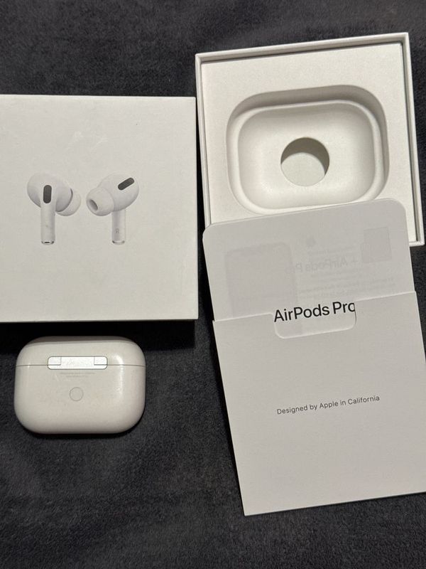 Airpods pro 1 кейс/case Коробка документ(Идеал)