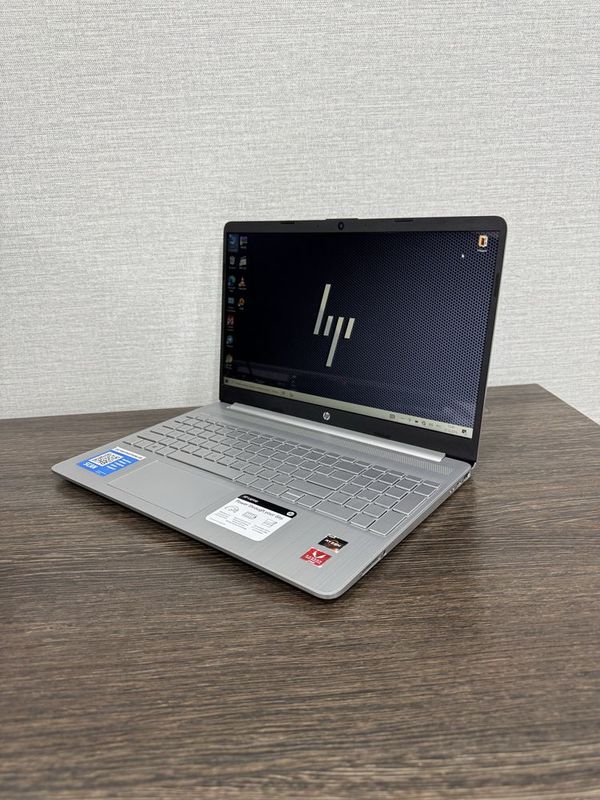 8-Ядерный HP Model15 Ryzen-5 (intel Core i7) с 15.6 Сенсорным Дисплеем 8-Ядерный HP Model15 Ryzen-5 (intel Core i7) с 15.6 Сенсорным Дисплеем