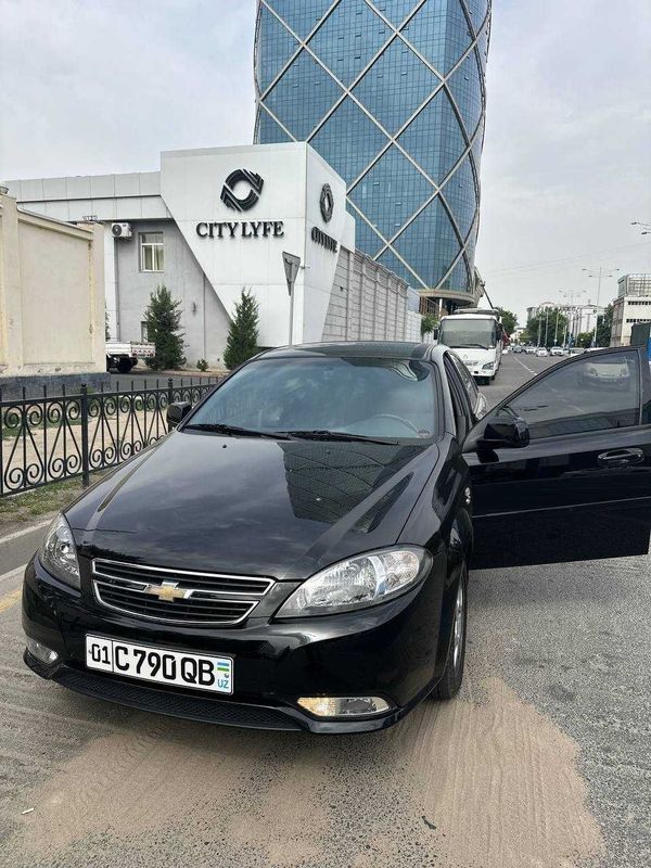 Chevrolet Gentra 2024 Darkmoon blue