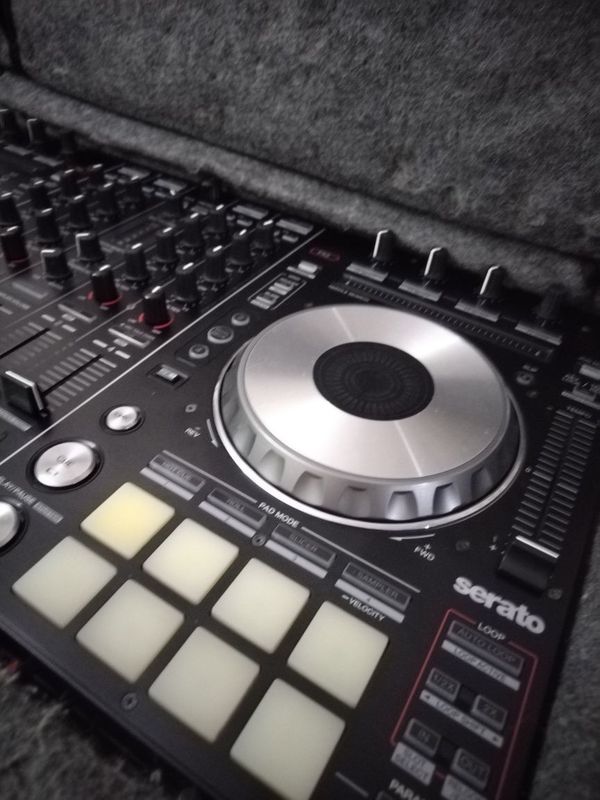 Pioneer ddj sx 1 dj контролер Pioneer ddj sx 1 dj контролер