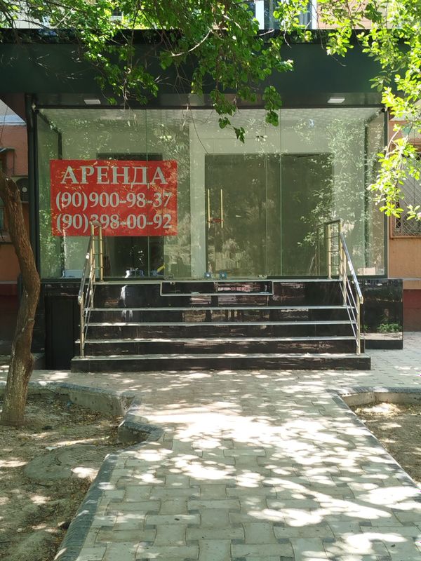 Вдоль дороги Чиланзар19 2 комнаты 45м² фасад 6 метров Вдоль дороги Чиланзар19 2 комнаты 45м² фасад 6 метров