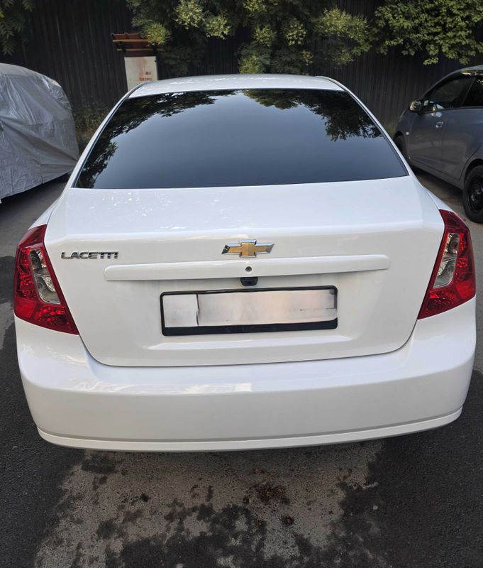 Chevrolet Gentra 3-позиция Chevrolet Gentra 3-позиция