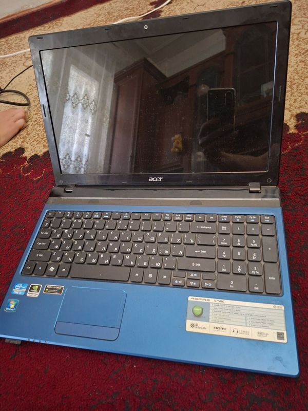 Acer core i5 оперативная память 3 ГБ можно ещё добавить видеокарта 1gb Acer core i5 оперативная память 3 ГБ можно ещё добавить видеокарта 1gb