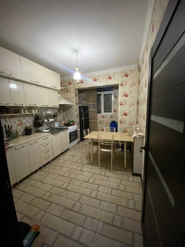 Продаю свою квартиру Алгоритм-31 кв, 4-х комнатная , 95 м.кв Продаю свою квартиру Алгоритм-31 кв, 4-х комнатная , 95 м.кв