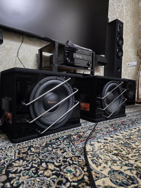 Danty subwoofer новый