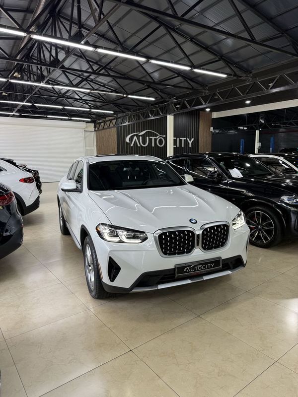 BMW X4 xDrive30i BMW X4 xDrive30i