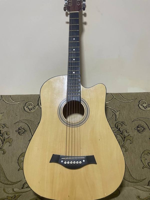 Akustik gitara 39 Akustik gitara 39