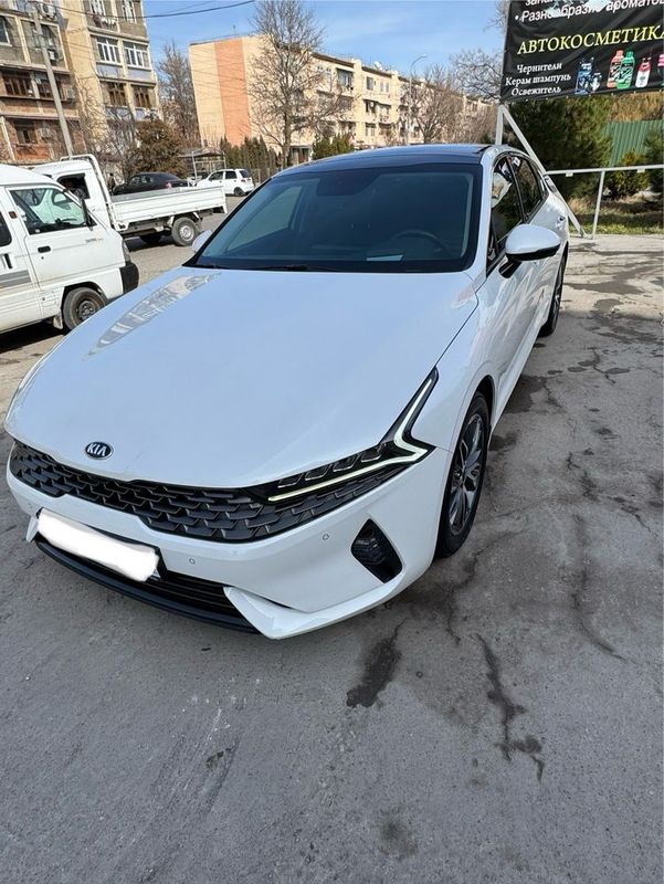 Kia K5 Style 2.5 GDI sotiladi