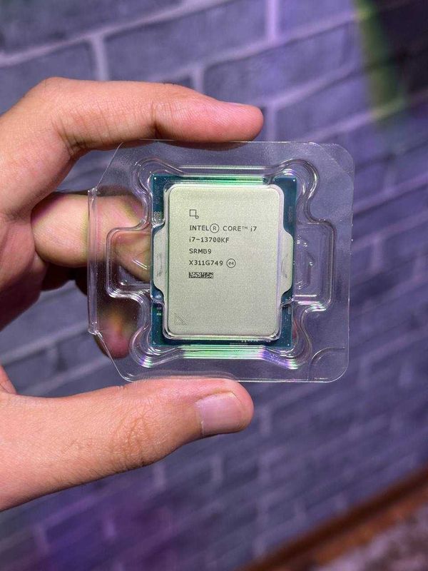 Intel Core i7-13700KF OEM Intel Core i7-13700KF OEM