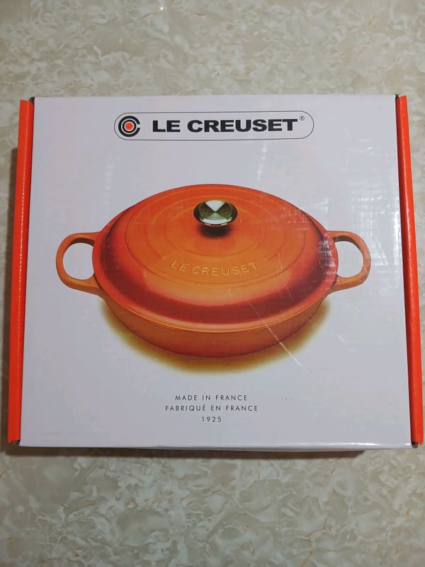 Le Creuset чугунный сотейник