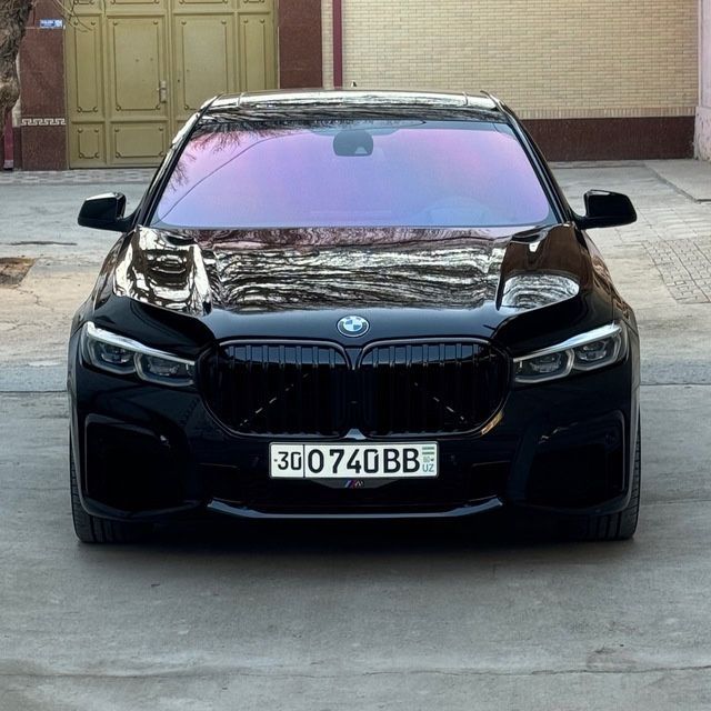 BMW 7 series i740