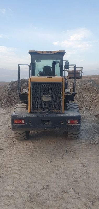 Продаётся погрузчик SEM 636D