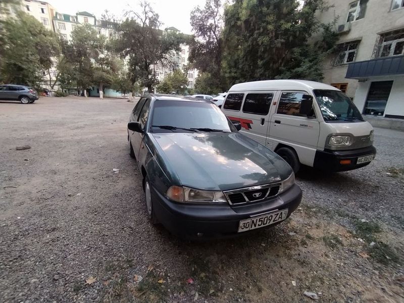 Daewoo Nexia1 sons