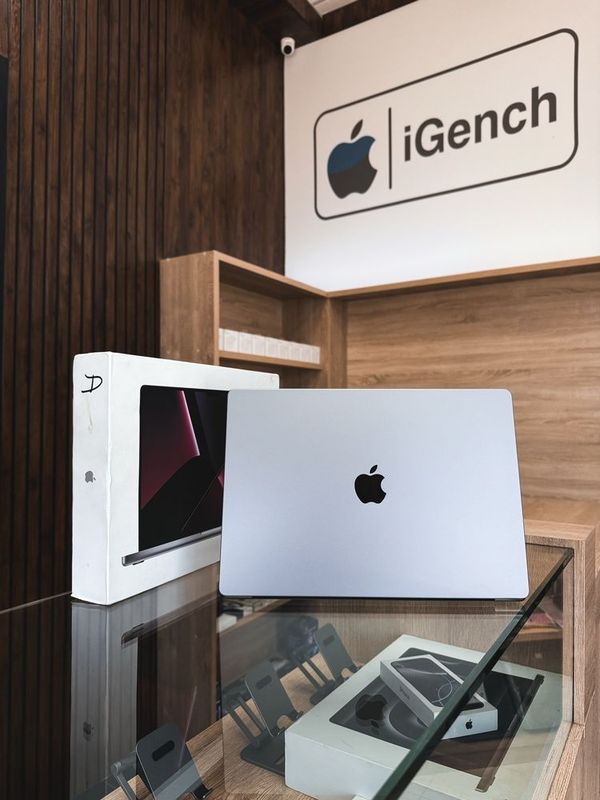 MacBook Pro M2Pro 16/512GB 16inch 10cycle MacBook Pro M2Pro 16/512GB 16inch 10cycle