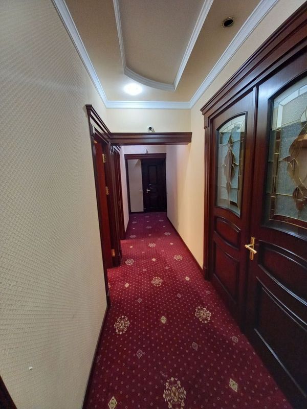 Тахтапулда 4 хонали квартира узоқ муддатга ижарага берилади