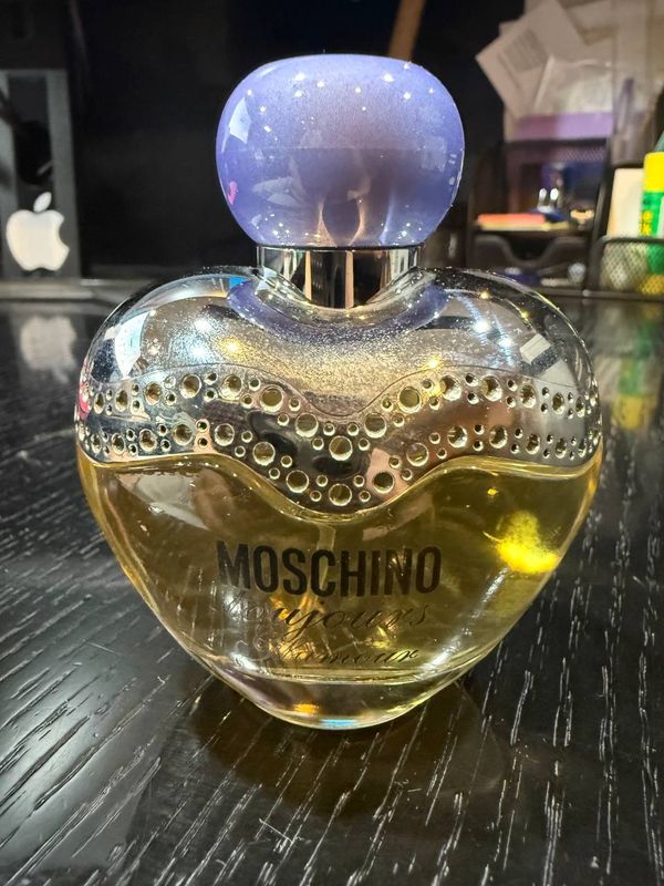 Продам духи Moschino Toujours Glamour Оригинал