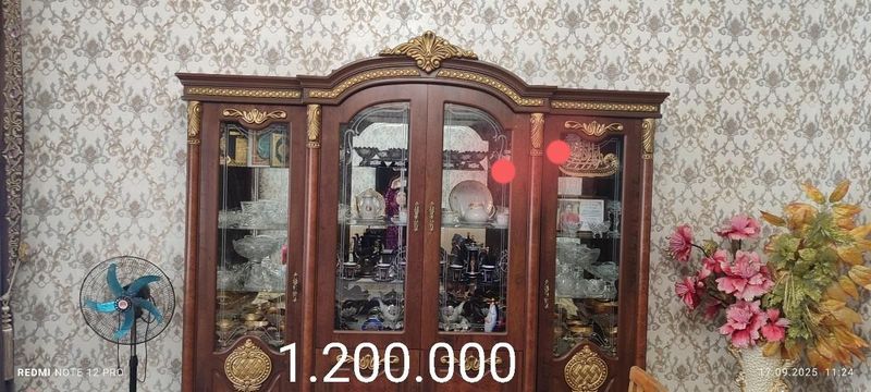 servat va gilam sotiladi b/u xoladi yaxshi