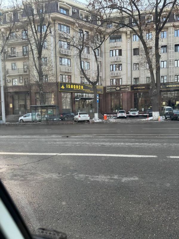 Сдается в аренду квартира своя. Адресс Амир темур проспект. Сдается в аренду квартира своя. Адресс Амир темур проспект.