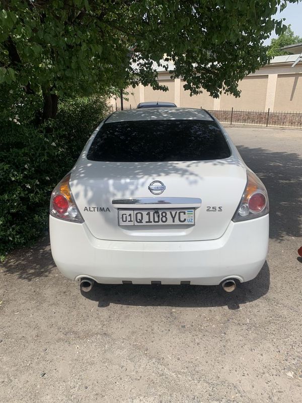 Nissan altima 2007 2.5l obmen yoki naxtga Nissan altima 2007 2.5l obmen yoki naxtga