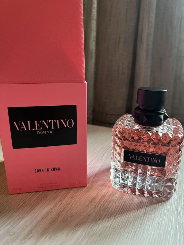 Парфюм Valentino Donna Born in Roma Парфюм Valentino Donna Born in Roma