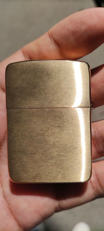 Ретро зажигалка бензиновая Zippo 41-го года.