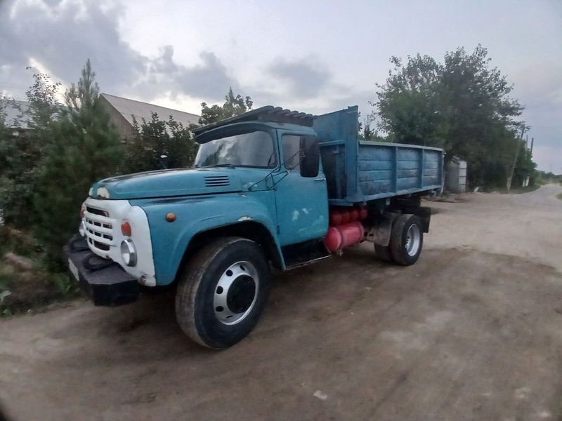 Zil 130 sastayanasi idyal