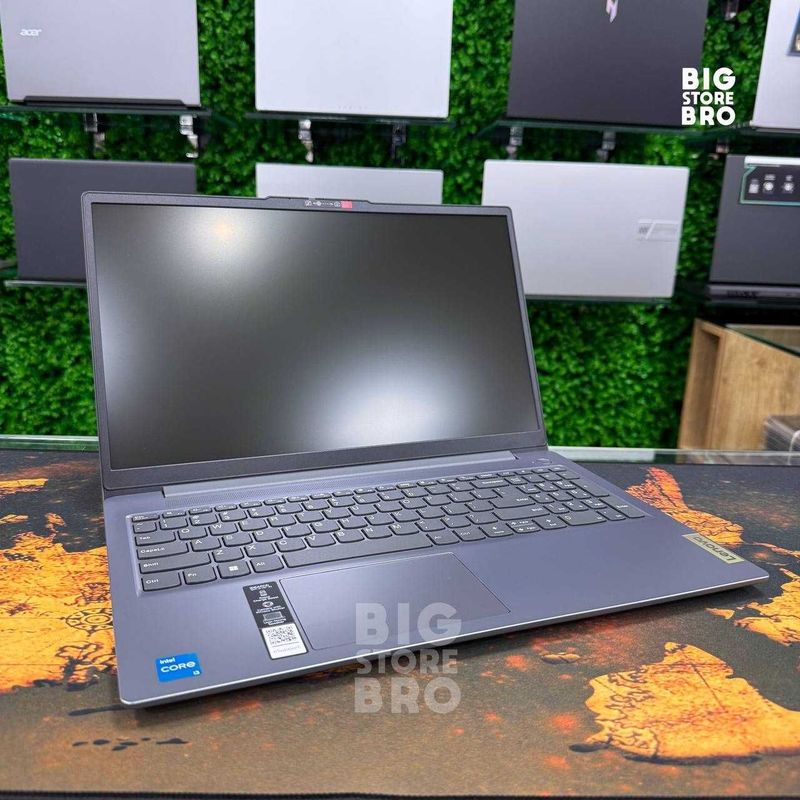 Noutbuk Lenovo IdeaPad Slim 3i | Intel Core i3-N305 Noutbuk Lenovo IdeaPad Slim 3i | Intel Core i3-N305