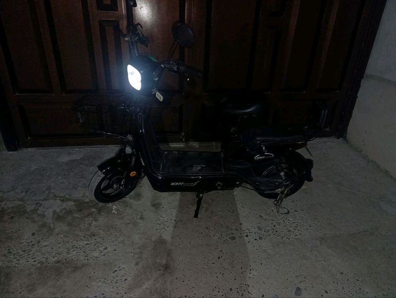 skuter chontak model tipa.moped rusumda