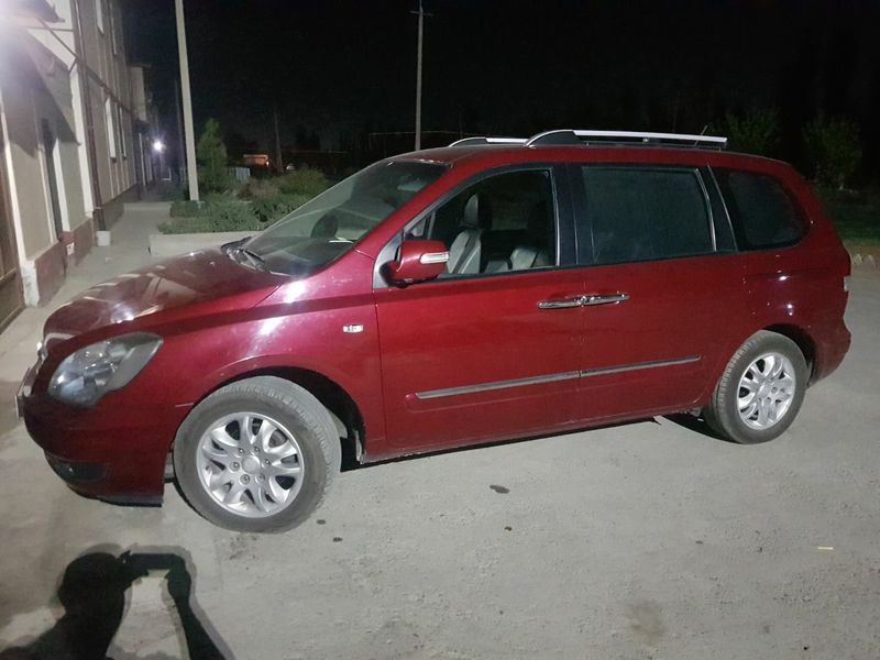 Kia carnival limited