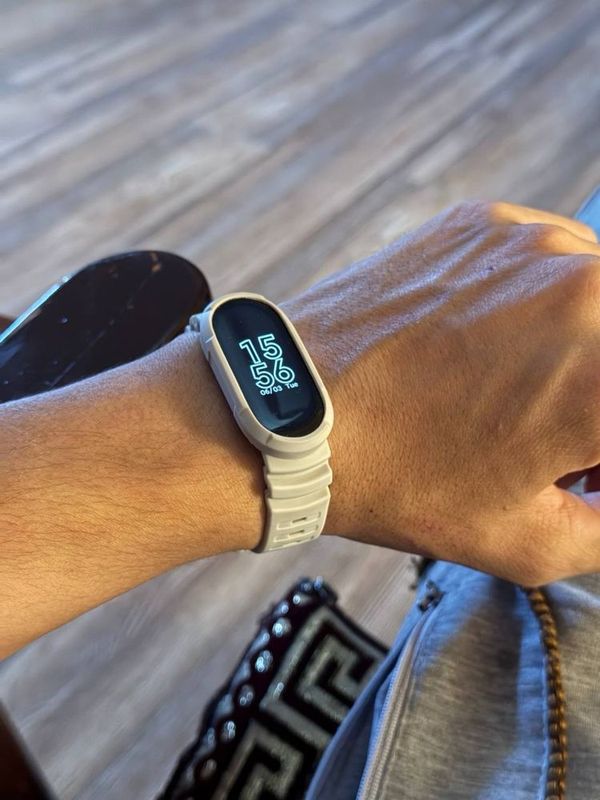 Продается mi band 7 оригинал Продается mi band 7 оригинал