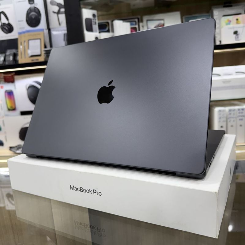 Macbook Pro 16" M3 Pro 36/512 Space Black