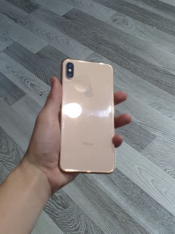 iPhone XS Max с гарантией